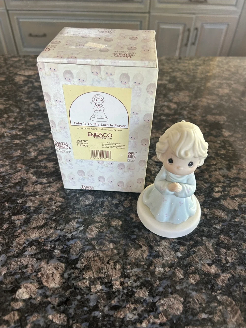 PRECIOUS MOMENTS 1995 TAKE IT TO THE LORD IN PRAYER NWT